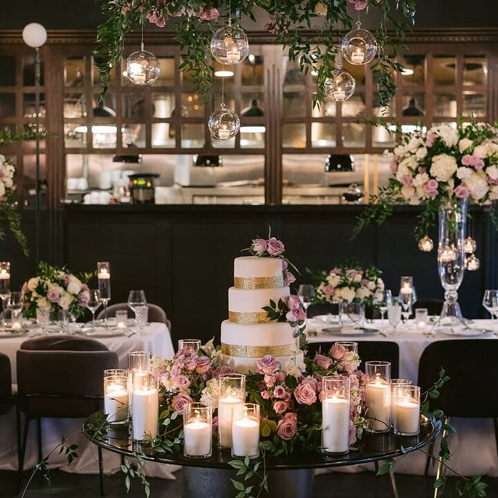 Wedding Decor at Cucina Venti A Wedding Cake for a wedding at Cucina Venti
